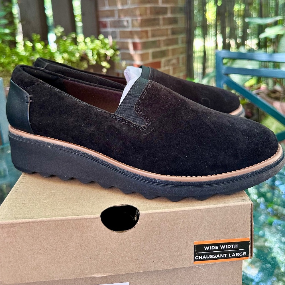 NIB - Clarks Black Suede Loafers - Women’s 8 1/2 Wide